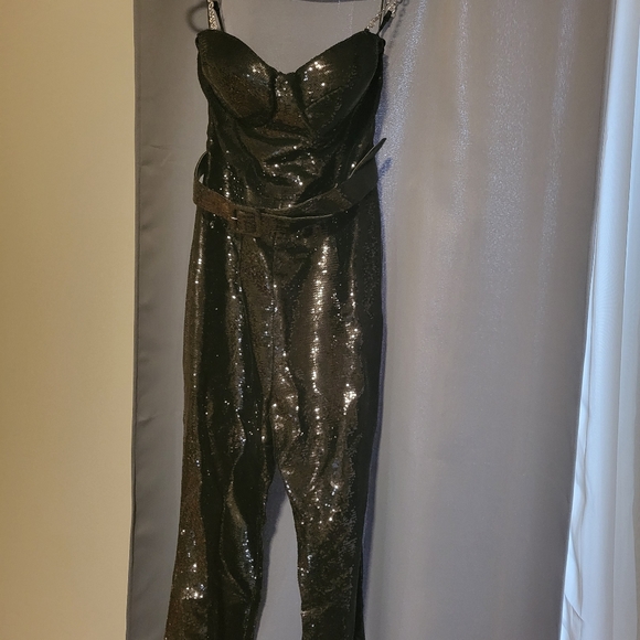 Special Feelings Sequin Jumpsuit -XL (Fashion Nova) - Picture 4 of 5